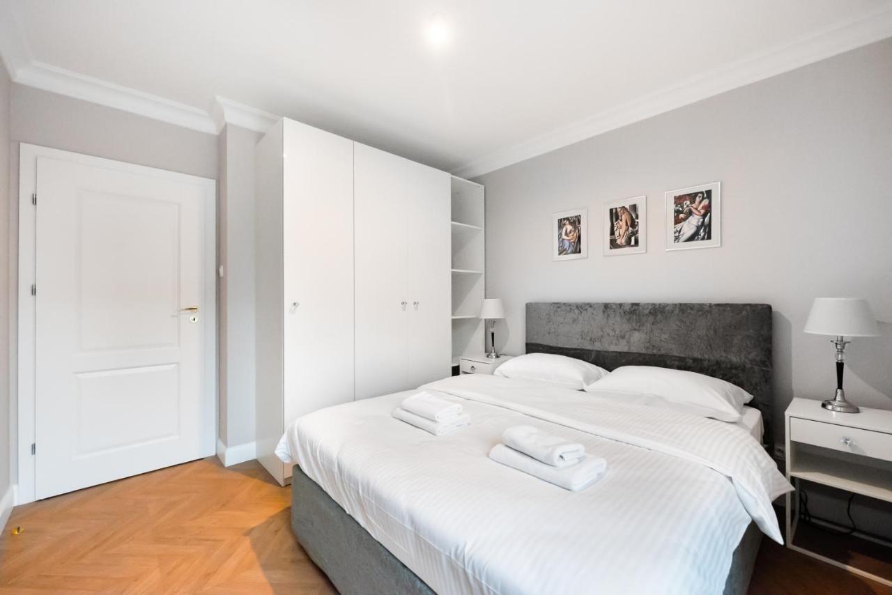 Stara Praga Superior Apartment Varsavia Esterno foto